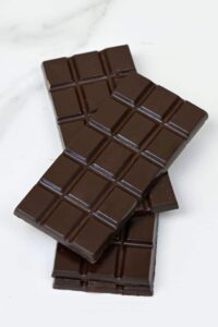 أهميّة تناول الشوكولاتة الداكنة أحسن فياجرا طبيعية للمرأة