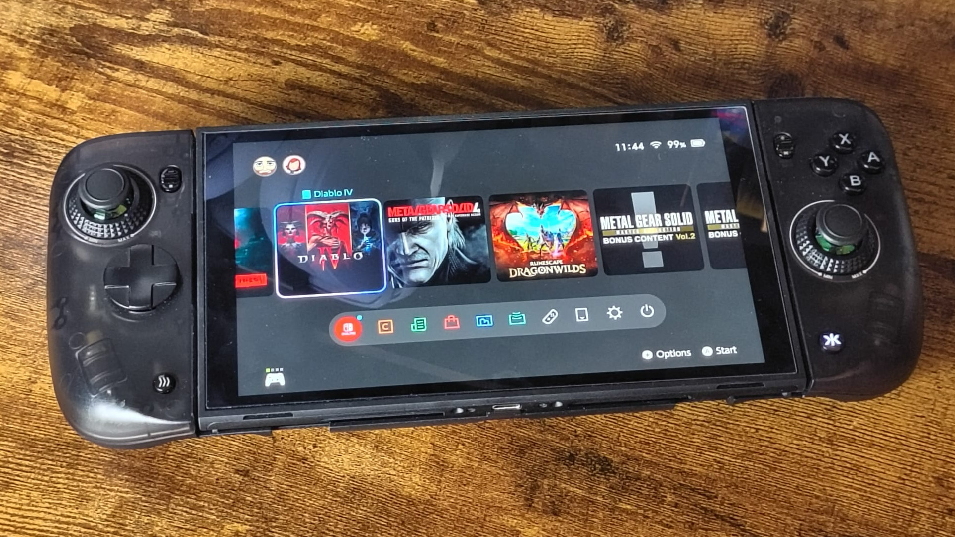 Обзор CKRD Nitro Deck 2 — лучшее сцепление для игр на Nintendo Switch 2
